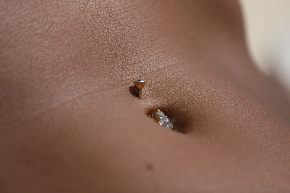 Piercing au nombril : Tout savoir sur le piercing du nombril